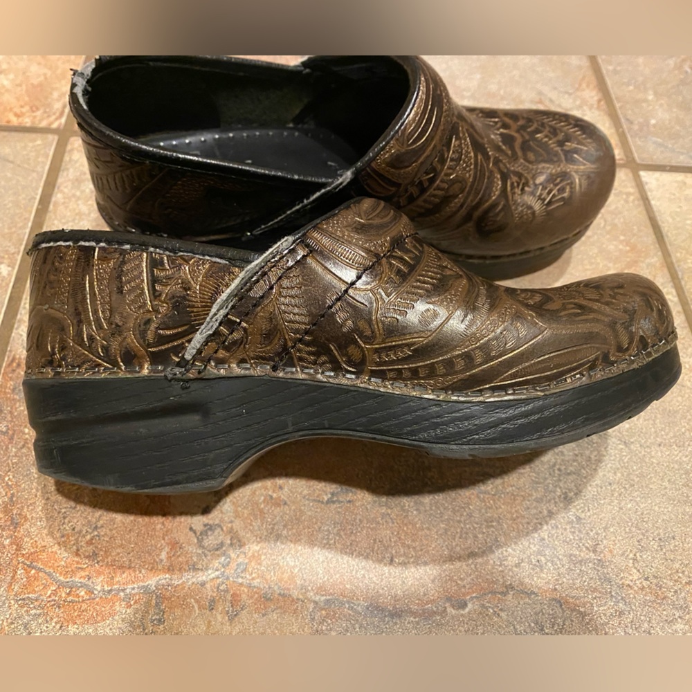 Dankso professional clogs
